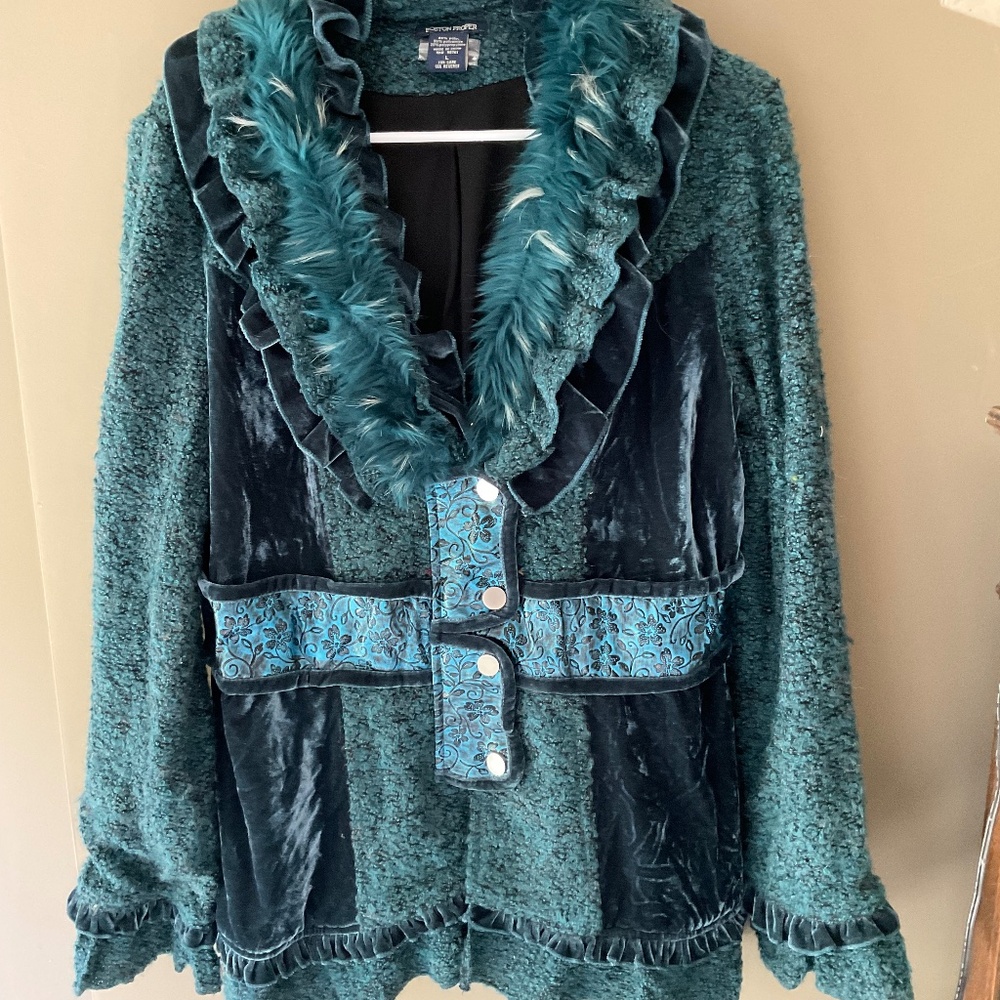 Fancy and fun mixed fabrics cardigan.